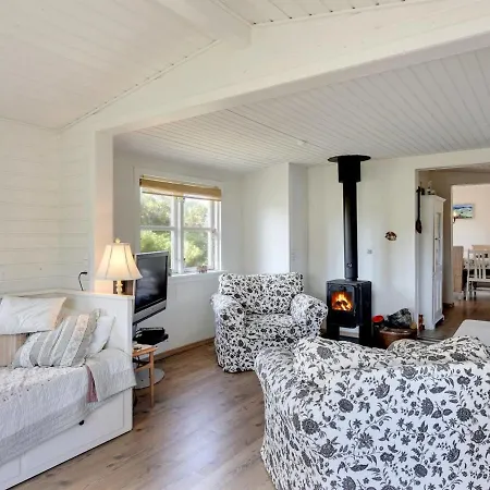 Holiday home Anik - 100m From The Sea In Nw Jutland By Interhome